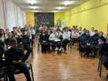 В ЦРТДИЮ прошла интеллектуальная игра "Что? Где? Когда?", посвященная 80- летию Победы.