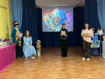 25 ноября в МБУДО "ЦРТДИЮ " состоялось открытие выставки «Время для творчества», посвященной Дню матери🫶.