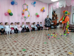 "8 МАРТА С КЛОУНОМ"