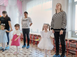 "8 МАРТА С КЛОУНОМ"
