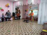 "8 МАРТА С КЛОУНОМ"