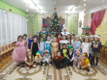 Музыкальный досуг "Прощание с ёлочкой"