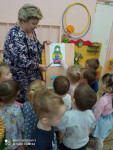 Художественно- эстетическое развитие( рисование). «Подарок для матрёшки»