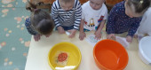 Игры-эксперименты. Опыт "Волшебница водица"