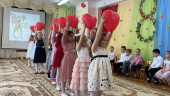 8 марта.