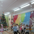 Новый год (младшая  и старшая группы)