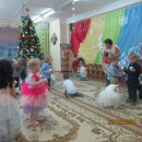 Новый год (младшая  и старшая группы)