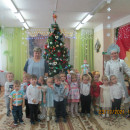 Новый год (младшая  и старшая группы)