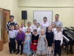 Весенний концерт юных пианистов
