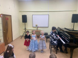 Весенний концерт юных пианистов