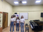Концерт "Ура, каникулы!"