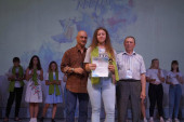"Грандиозный пленэр в "Орленке"