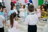 Семейный праздник. Дружная семья