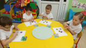 Занятие по лепке с использованием скорлупы грецкого ореха. Мышки.