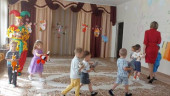 День игрушек у малышей