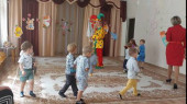 День игрушек у малышей