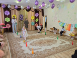 Волшебные конфеты для мам. 8 марта в старшей группе