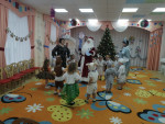 Новогодний праздник.