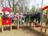 Экскурсия в весенний парк с подготовительной группой "Капитошки"