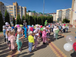Тематический праздник, посвященный Дню защиты детей "Путешествие в страну Детства"