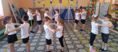 Парная гимнастика: вместе – сильнее!