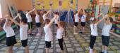 Парная гимнастика: вместе – сильнее!