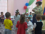 Осенние праздники в средних группах