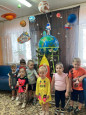 День космонавтики 