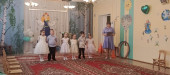весна красна идет 