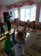 В гости к игрушкам 