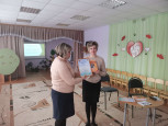 За нравственный подвиг учителя
