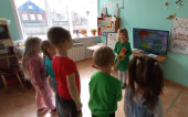 Соблюдай ПДД, не окажешься в беде !