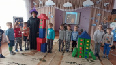 День космонавтики 