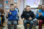 Поздравляем наших пап 