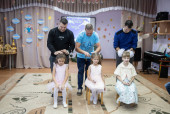 Поздравляем наших пап 