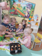 Малыши посадили огород
