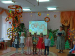 День добрых глаз и добрых рук. 
