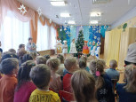 Зимний театр приглашает