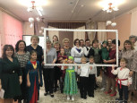Разговор в семейном кругу: от традиций всего народа к традициям одной семьи 