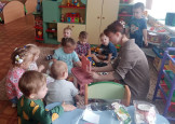 Детский сад встречает ребят. 