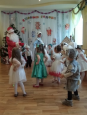 Новогодние утренники в детском саду (подробнее)