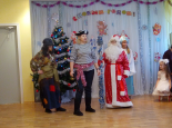 Новогодние утренники в детском саду (подробнее)