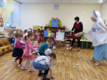 "Зимушка - Зима!" развлечения в младших группах (подробнее)