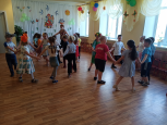 Весенние праздники  (подробнее)