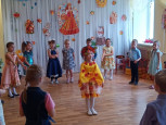 "Осень, осень в гости просим" (подробнее)