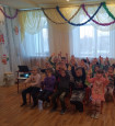 "Встреча Деда Мороза и зажжение городской елки" (подробнее)