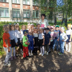 Посещение торжественной линейки (подробнее)