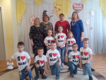"Сердце матери лучше солнца греет" (подробнее)