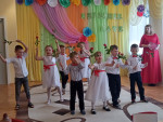 "Мамочка родная, милая такая" (подробнее)