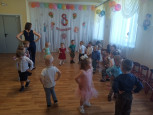 "В этот день, весной согретый, все цветы, улыбки - вам!" (подробнее)